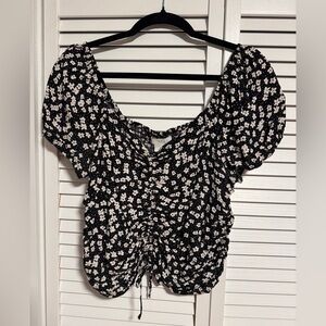 H&M Black and White Floral Blouse